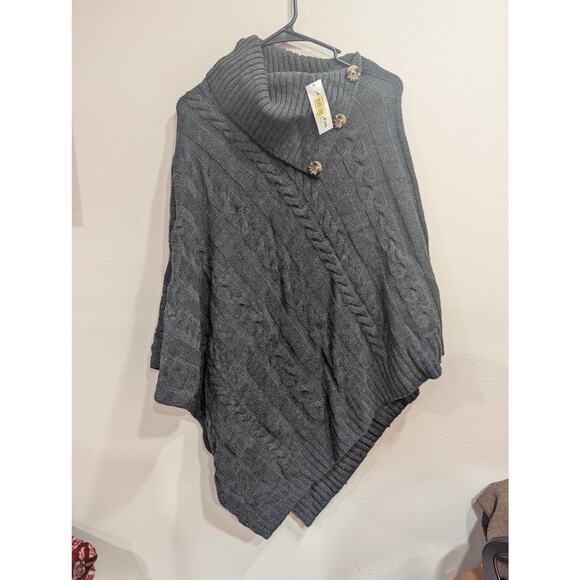 Women's grey Pancho style sweater w/button collar by Anna & Ava one size NWT - Picture 1 of 7